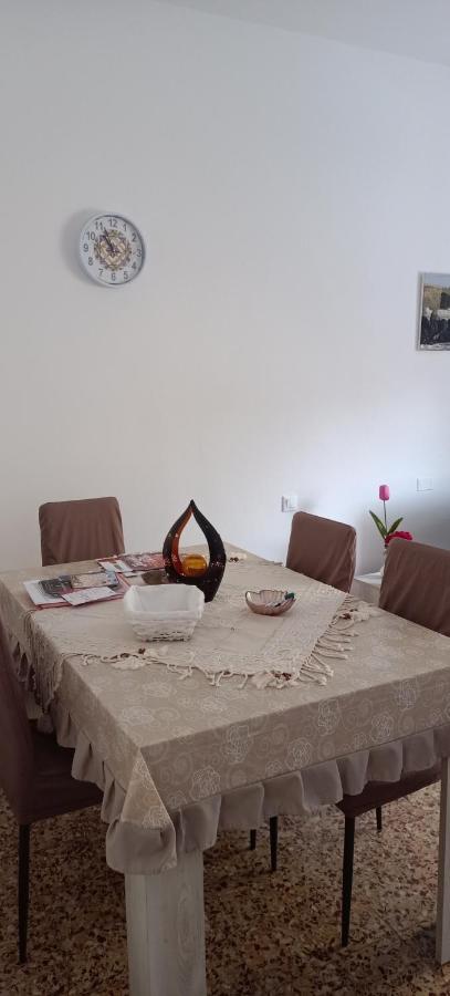 פיומבינו Casa Ilanfra - Appartamenti Gabbiano, Farfalla E Stella Marina מראה חיצוני תמונה